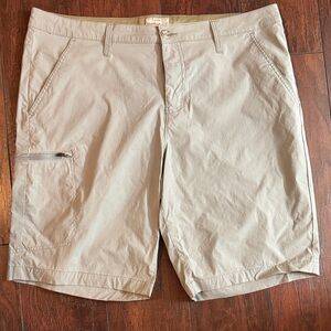 Original Weatherproff brand Men's Hybrid Shorts in Gray